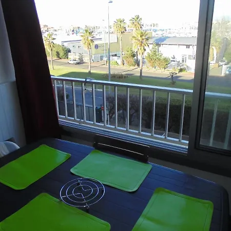 Apartment Cap D'agde 300m Plage Du Mole,vue Port,parking,lave Linge,piscine Agde