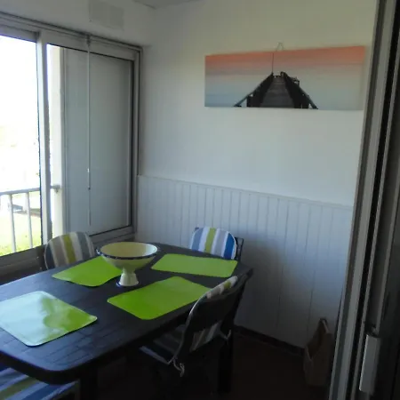 Apartment Cap D'agde 300m Plage Du Mole,vue Port,parking,lave Linge,piscine *